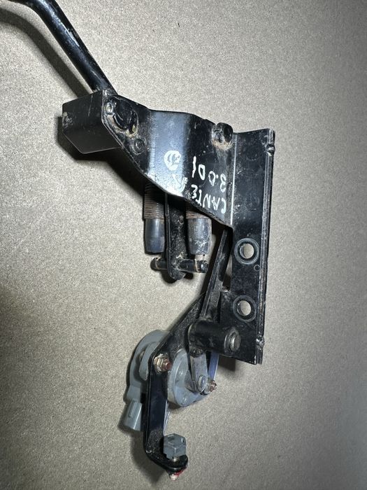 Pedal Mitsubishi Canter Mk386978