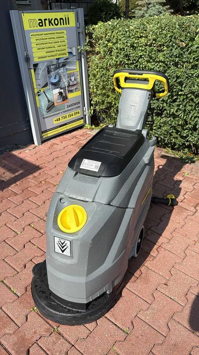 Wynajem Karcher Szorowarka BD 43/35 BD 50/60 ze sciąganiem wody, sieciowa kabel Wypożyczalnia
