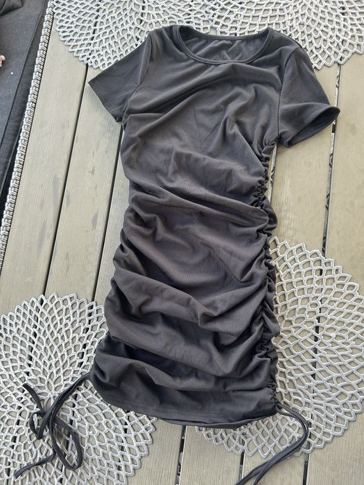 Nowa czarna sukienka prazek roz.XS