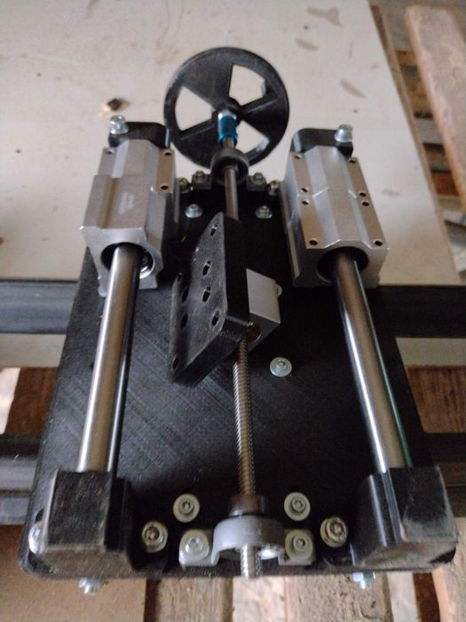 Frezarka, planer, grubościówka do drewna