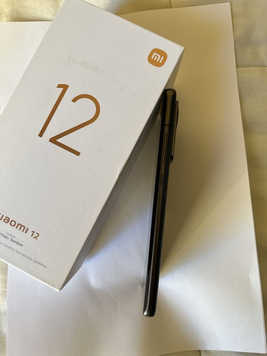 Xiaomi Redmi Note 12 128gb W/ Charger and cell phone cover