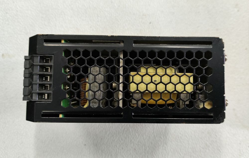 Блок питания Omron 220в - 24в 10а