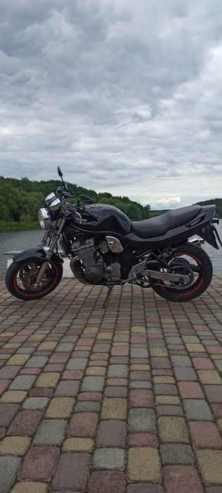 Suzuki bandit gsf 600