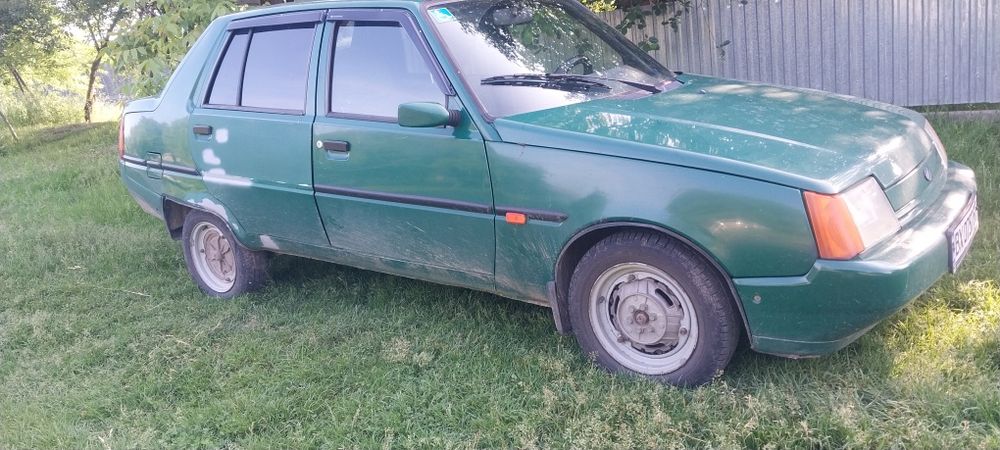 Продаю авто нормальне состояніє