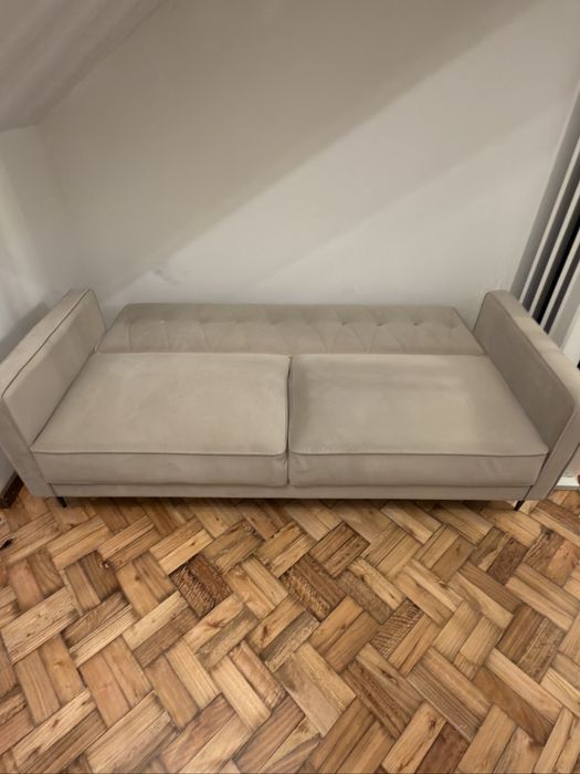 Sofa cama.