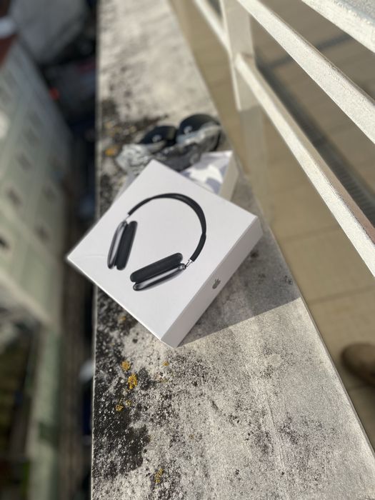AirPodes Max  novo com caixa