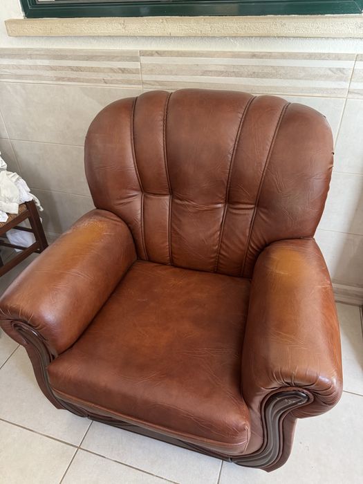 Poltronas Antigas em Castanho