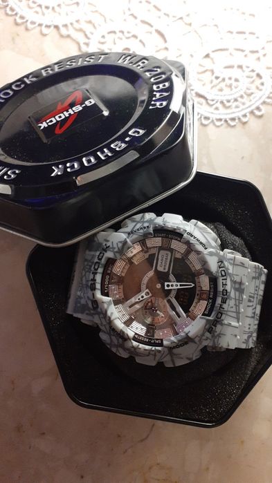 Zegarek g- shock w idealnym stanie