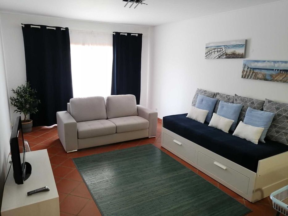 T1 c/ piscina, garagem, 100m praia Arm Pêra Algarve – FÉRIAS