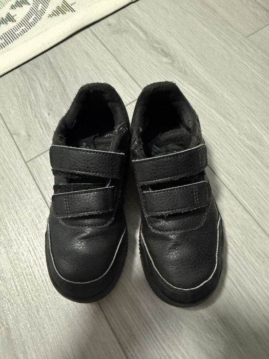 Кросівки adidas дитячі 18,5 см