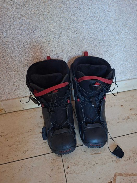Snowbord K2,buty Salomon.