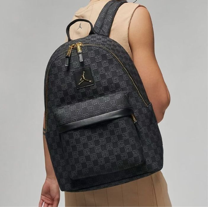 Jordan monogram рюкзак чорний джордан