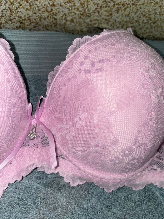 Жіночий бюсгальтер кружевний