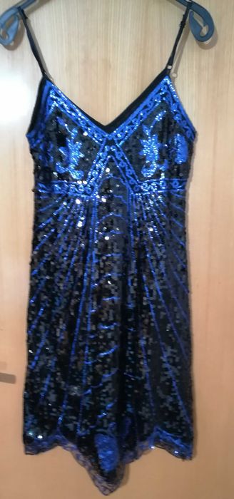 Vestido noite azul, de lantejoulas e de alças, tamanho M