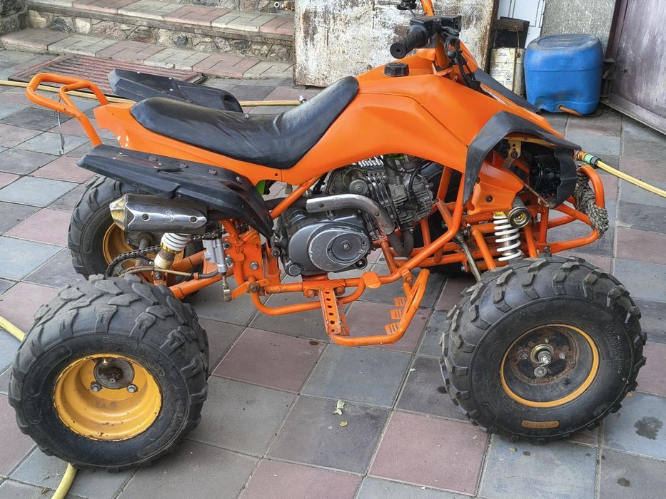 Продам квадроцикл дитячий 125 кубів
