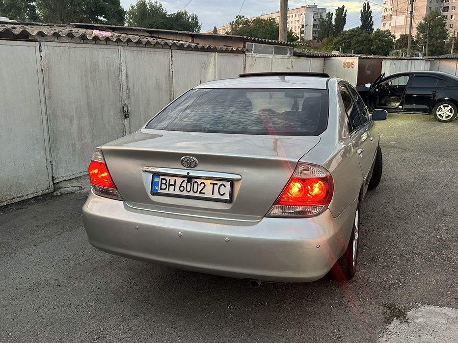 Продам Toyota Camry