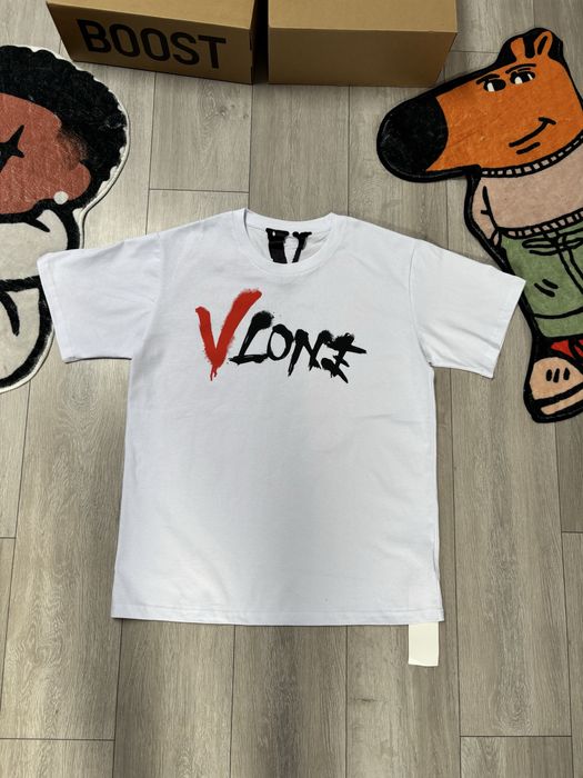 Biala koszulka z nadrukiem VLONE