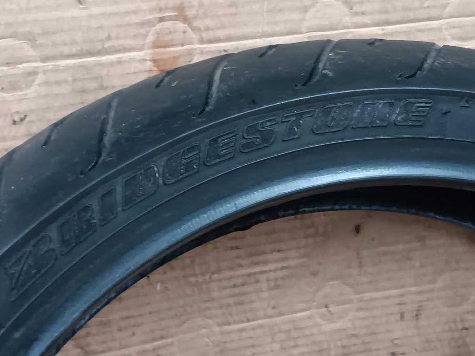 Pneu Bridgestone Battlax BT010F 120/70ZR17