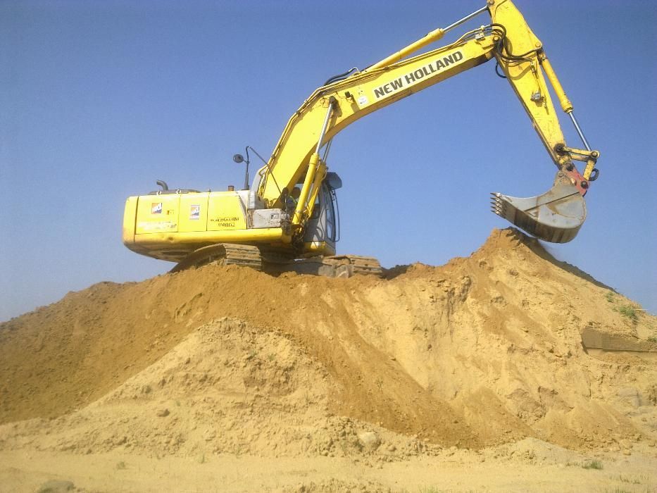 Beton pod kostkę  piasek Usługi Koparką Koparka Ładowarka Żwir Piasek