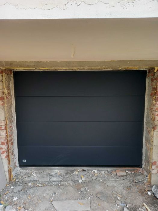 Brama garażowa,segmentowa