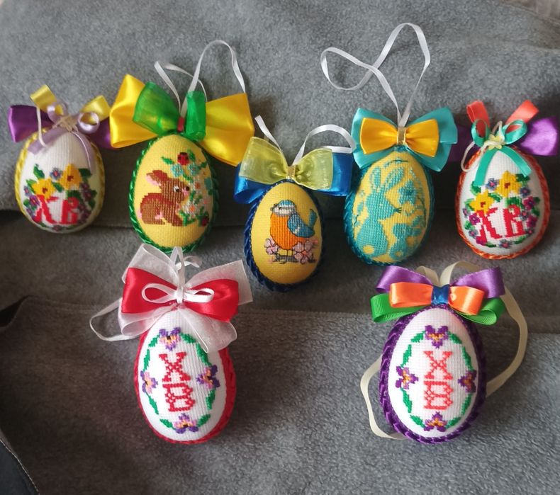 Вишиті Пасхальні писанки