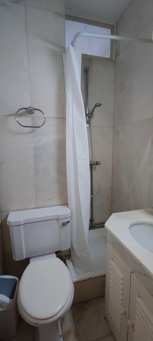 Quarto nos Olivais ao lado da estação de metro