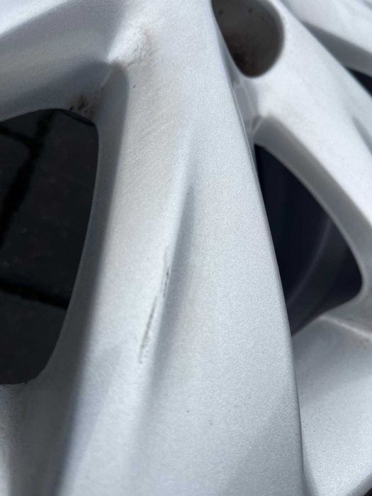 Felgi Opel Corsa D Adam Meriva 6Jx15H2 4x100 ET39 TPMS