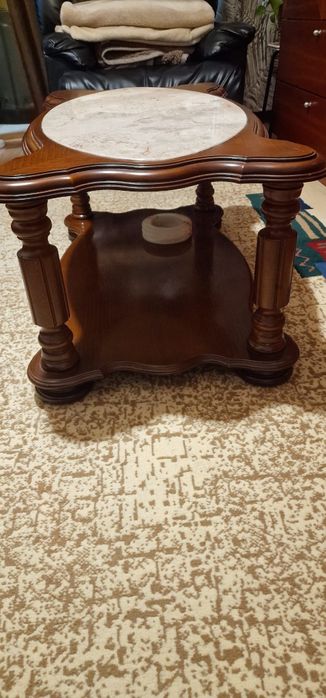 Mesa de centro em mogno