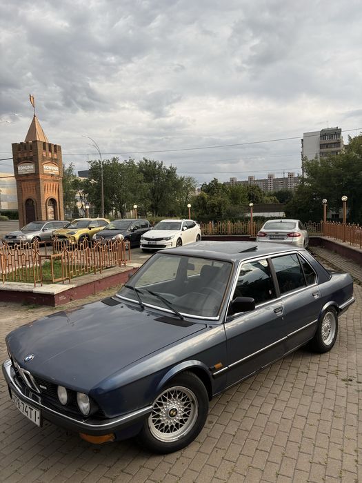 VIN WBADK910501083074 фото оголошення 2 з 24