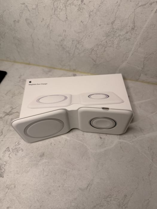 MagSafe Duo Charger
