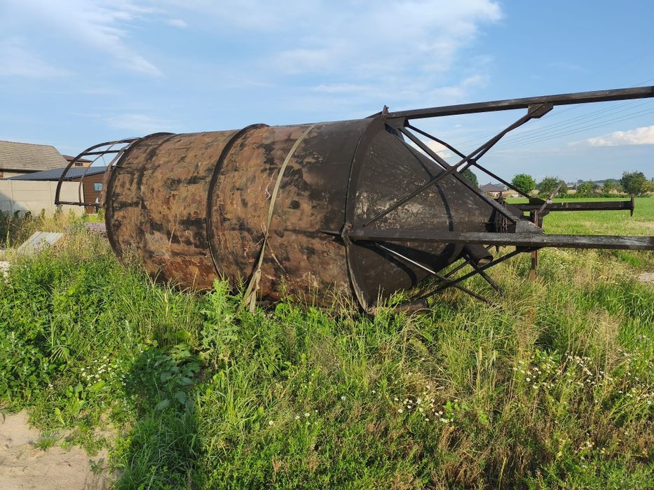 Silos paszowy zbożowy "cemenciak"