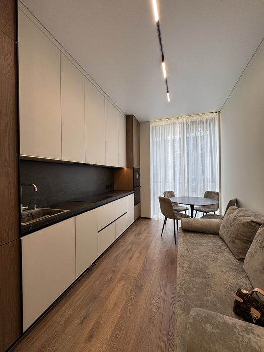 ЖК Uzh Towers. Продаж 1.5 кімнатної. Набережна