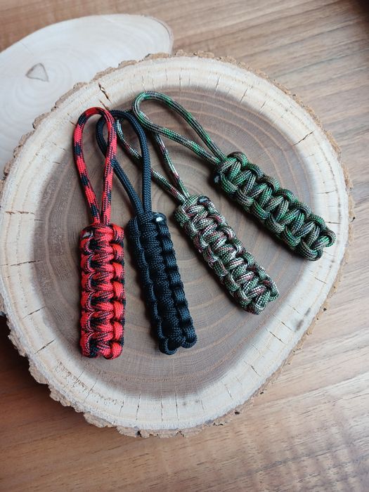 Темляк брелок из паракорда