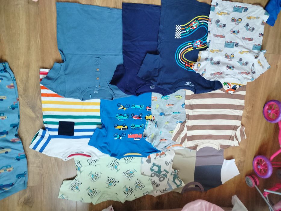 Paka ubranek dla chłopca 116/122