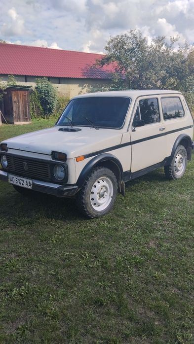 Продам ниву 21213