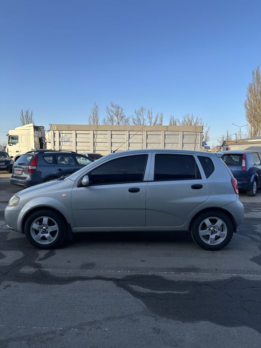 Aveo T200 для Автошколи додаткові педалі