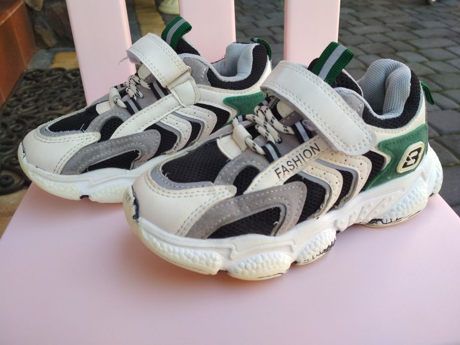 Кросівки дитячі, вживані