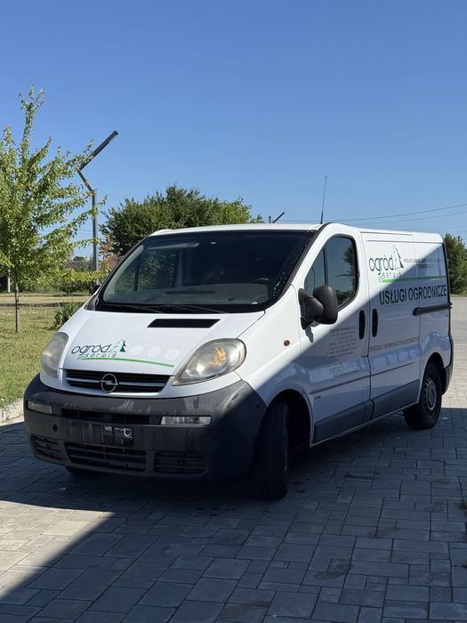 Opel Vivaro 1.9 TDI 6-ступка