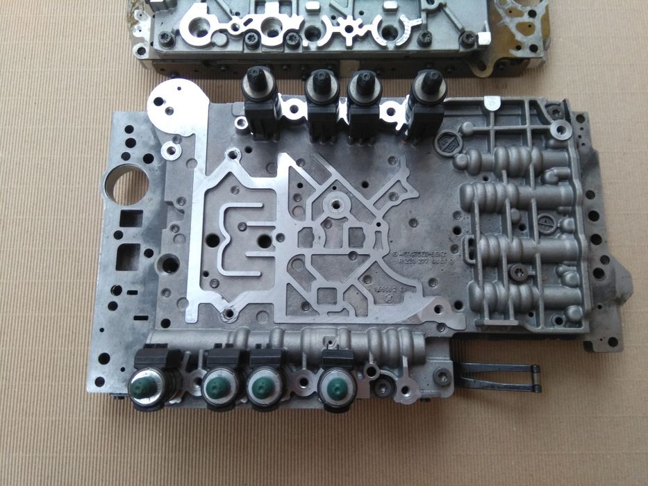 Гидроблок Акпп 7G tronik Mercedes Benz W221, W164 ,W219 r2202770801