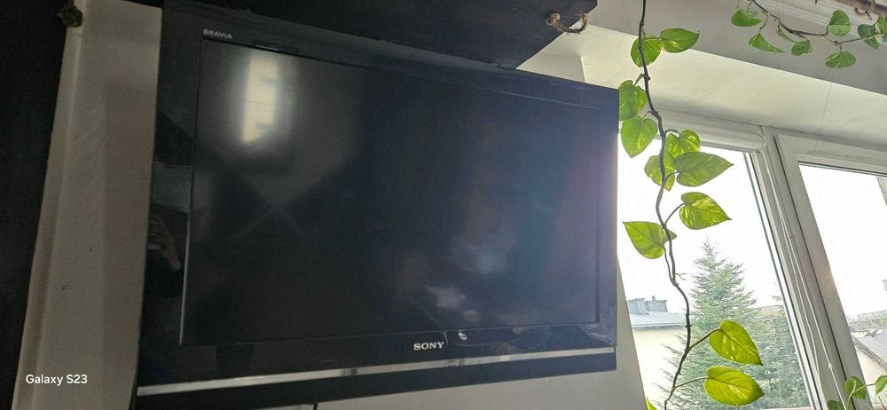 Sony 32' LCD do powieszenia (KDL-32V5610)