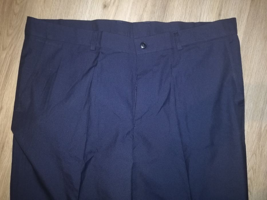 Calça clássica de homem T-50 - novas