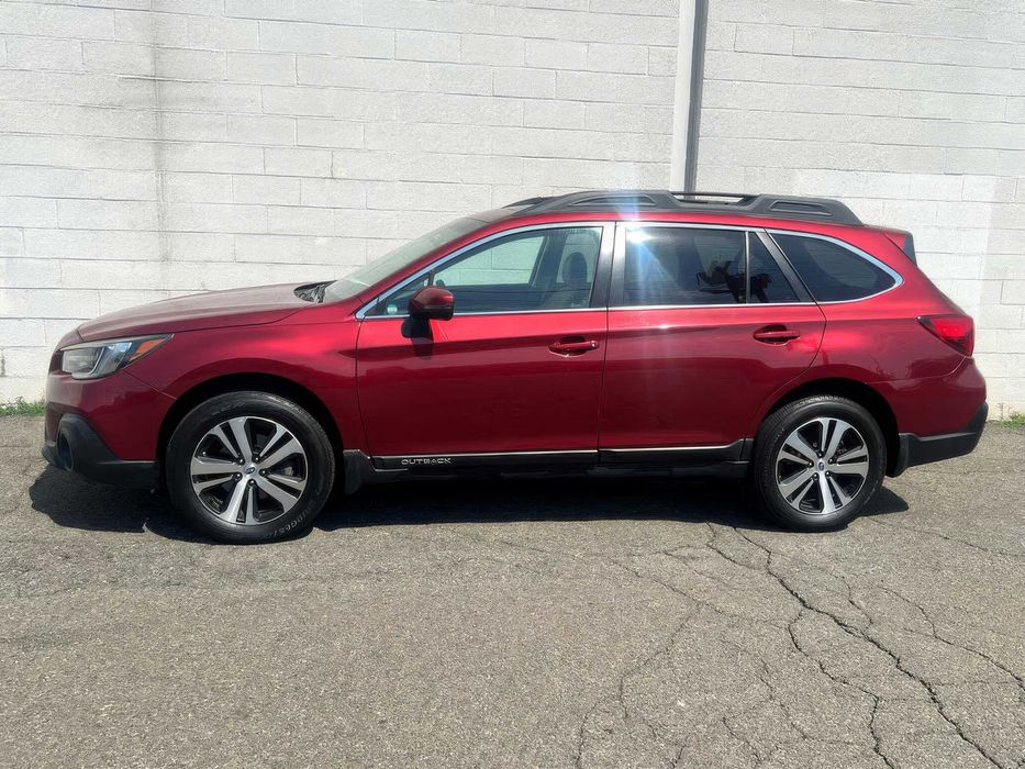 Subaru Outback Limited      2019