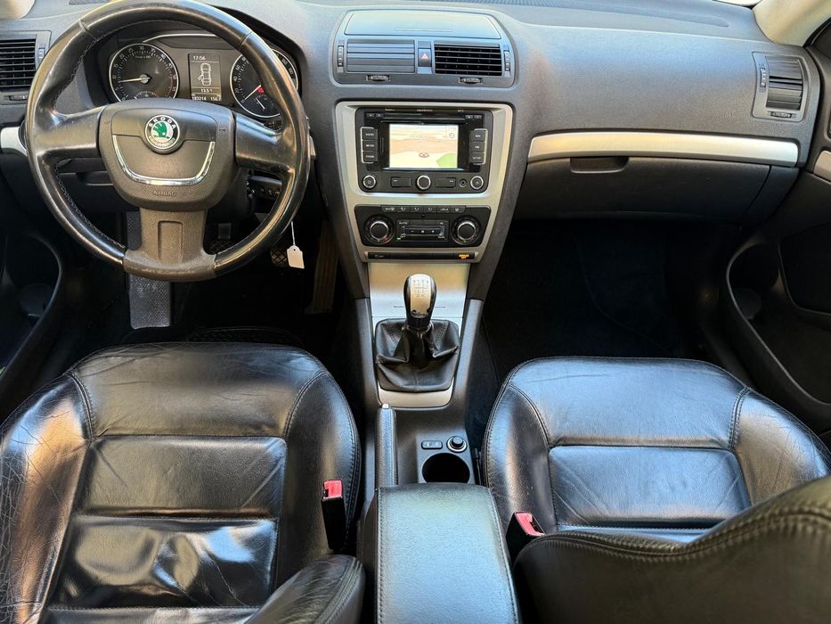 Skoda Octavia 1.6 TDi Poucos Km Nacional