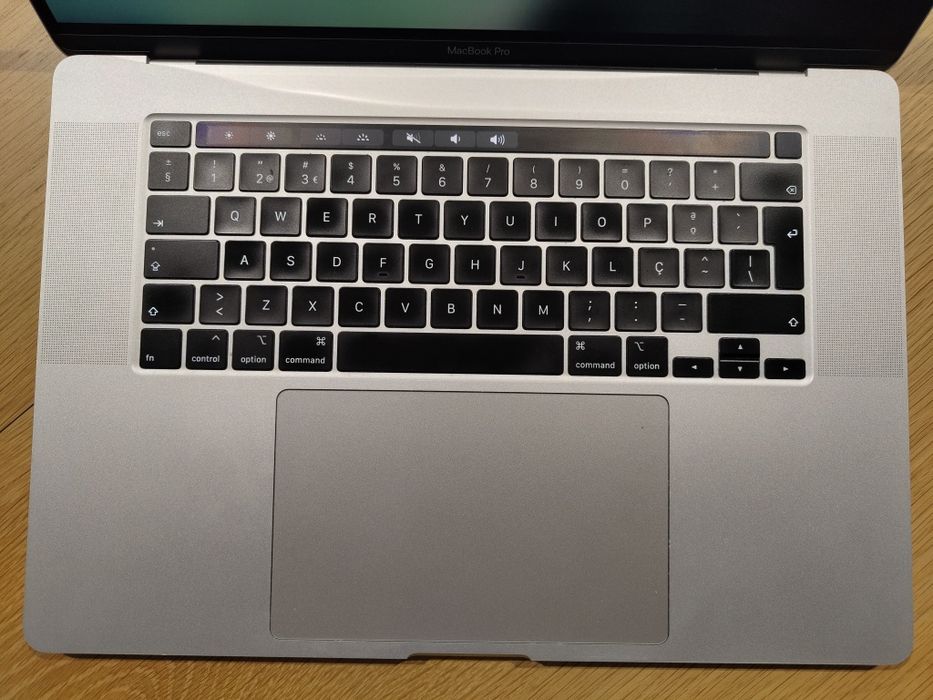 Macbook Pro 16'' 2019, i7, 16GB Ram, 512GB SSD