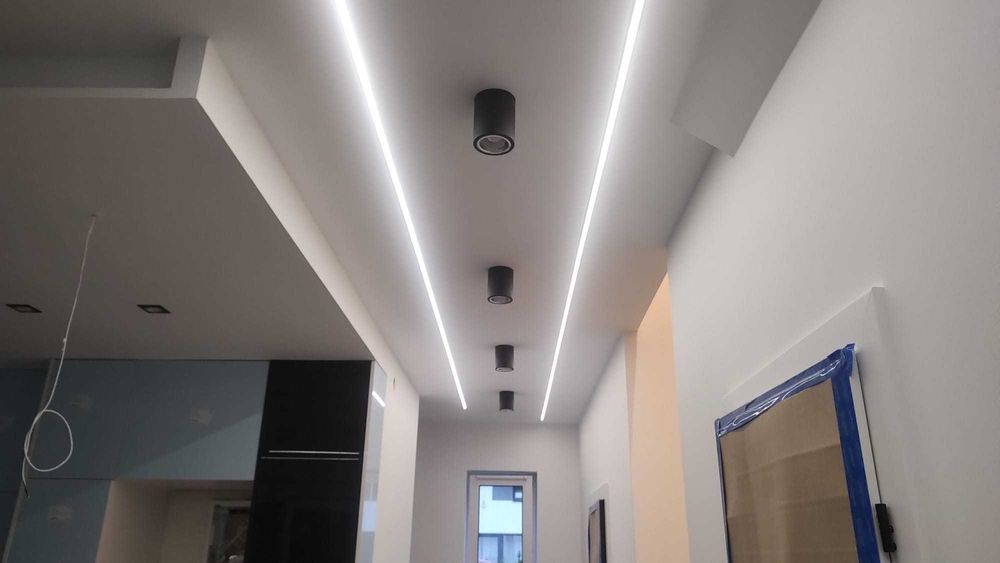 Wykończenie wnętrz - Układanie płytek, malowanie, gładzie