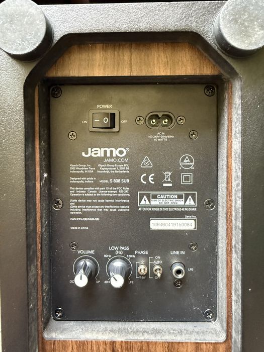 Subwoofer aktywny Jamo S808 Orzech