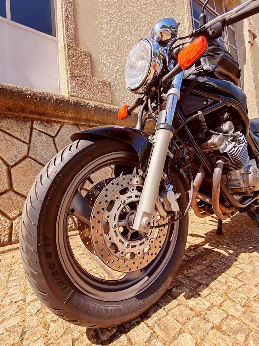 YAMAHA XJ600N 2001