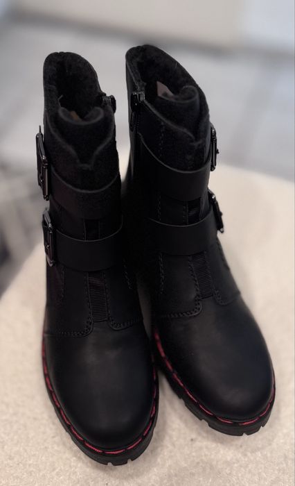 Buty damskie Botki Kozaki Czarne Ocieplane Rieker rozm. 39