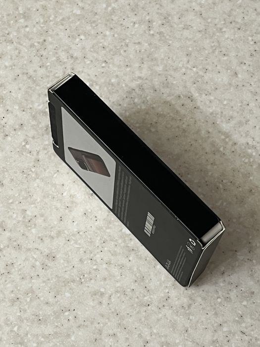 Магнітний гаманець Pitaka для iPhone