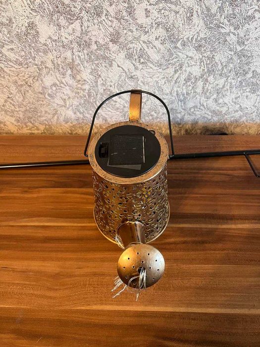 Світильник садовий. Лійка із сонячною панеллю